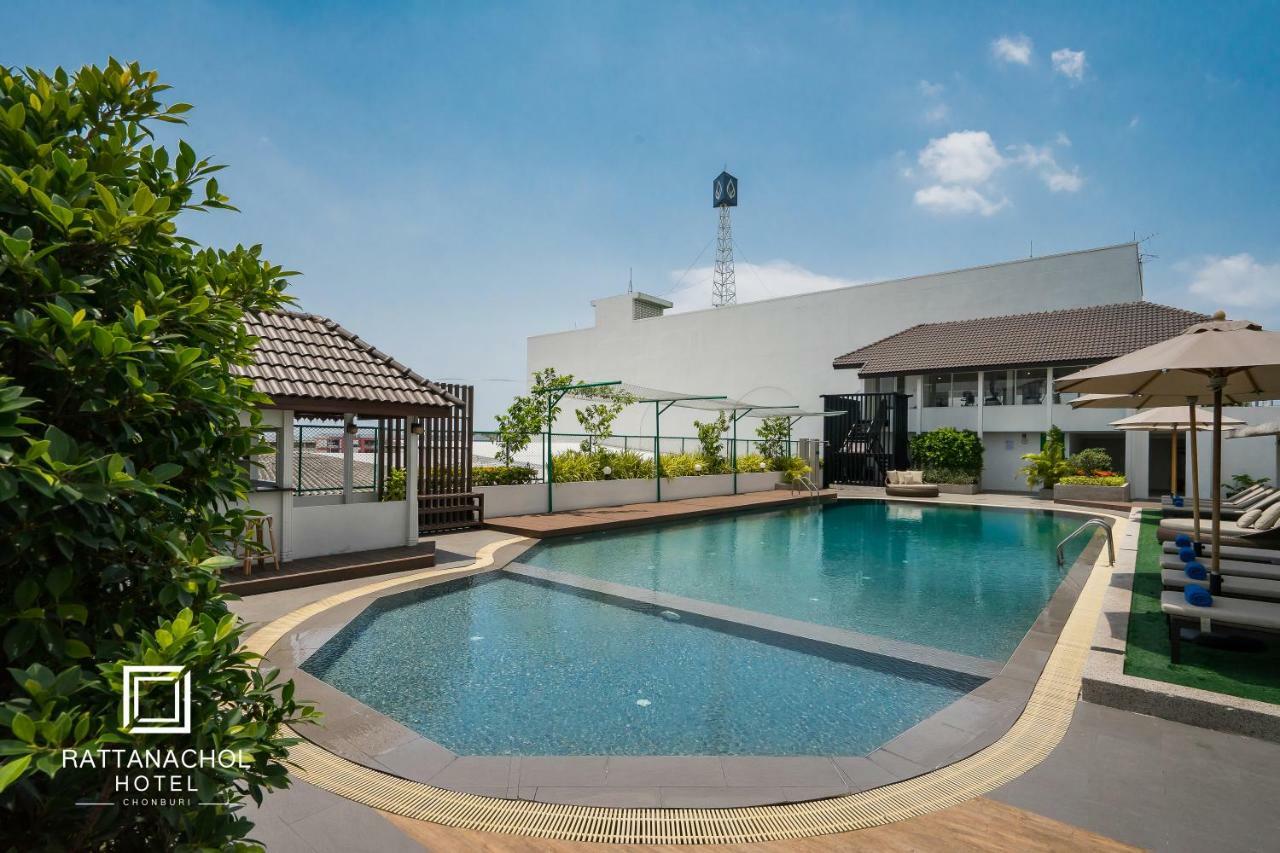 Rattanachol Hotel Çonburi Dış mekan fotoğraf