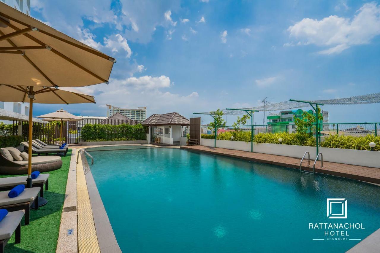 Rattanachol Hotel Çonburi Dış mekan fotoğraf