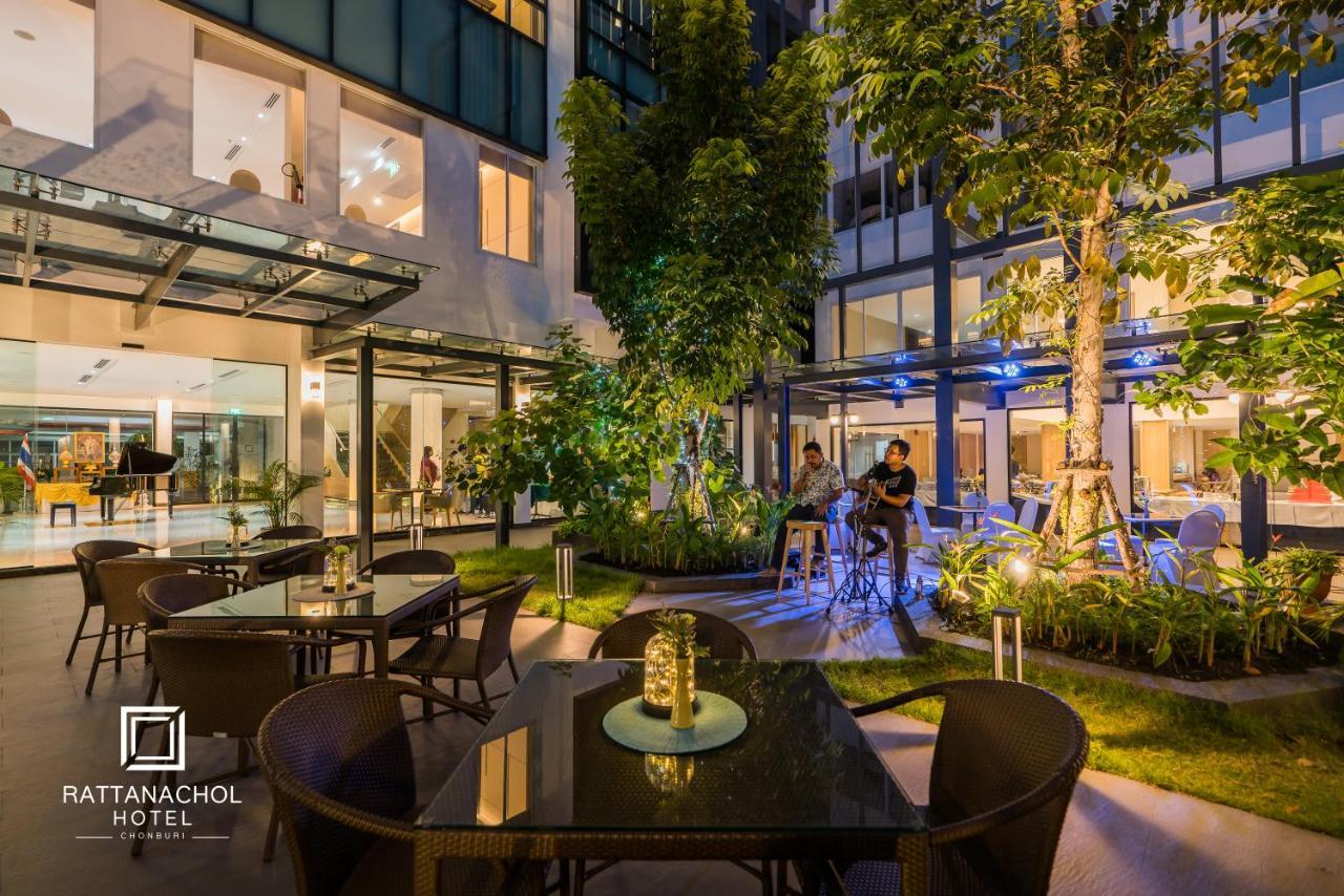 Rattanachol Hotel Çonburi Dış mekan fotoğraf